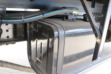 Ծ�� ����X500 ������ 140���� 4X2 6.5����ж��(SH3162VPDCWW4)ͼƬ