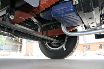 Ծ�� ����X500 ������ 140���� 4X2 6.5����ж��(SH3162VPDCWW4)ͼƬ