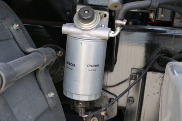 Ծ�� ����X500 ������ 140���� 4X2 6.5����ж��(SH3162VPDCWW4)ͼƬ