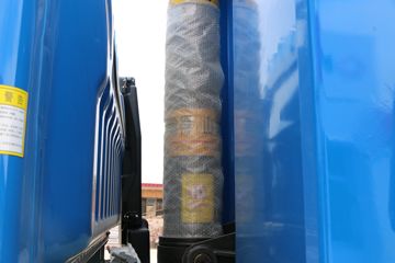 Ծ�� ����X500 ������ 140���� 4X2 6.5����ж��(SH3162VPDCWW4)ͼƬ