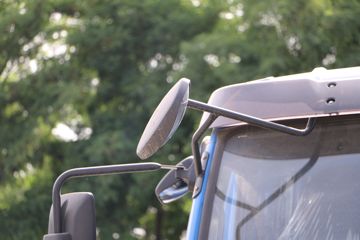 Ծ�� ����X500 160���� 6X2 6.7����ж��(SH3252VGDDWW4)ͼƬ