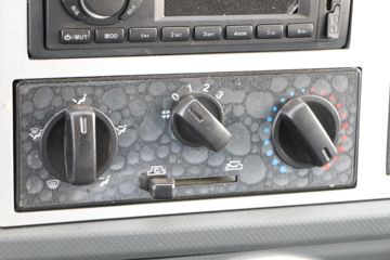 Ծ�� ����X500 160���� 6X2 6.7����ж��(SH3252VGDDWW4)ͼƬ