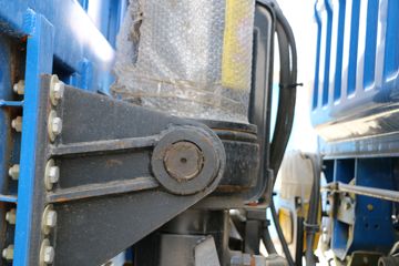 Ծ�� ����X500 160���� 6X2 6.7����ж��(SH3252VGDDWW4)ͼƬ