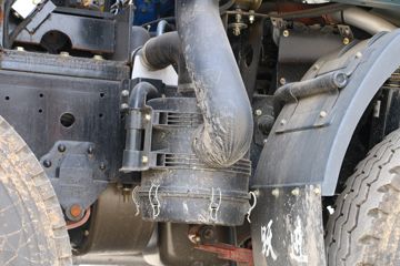 Ծ�� ����X500 160���� 6X2 6.7����ж��(SH3252VGDDWW4)ͼƬ