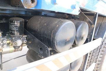 Ծ�� ����X500 160���� 6X2 6.7����ж��(SH3252VGDDWW4)ͼƬ