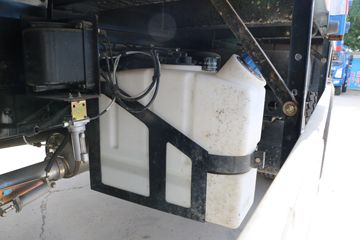 Ծ�� ����X500 160���� 6X2 6.7����ж��(SH3252VGDDWW4)ͼƬ