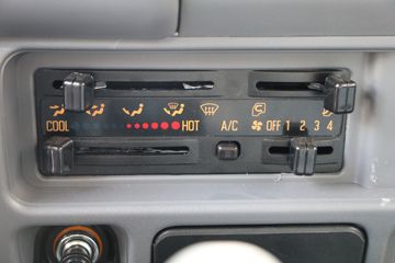 ���� ��ʮ��100P 98���� 3.235��˫�������Ῠ(QL1040A6HW)ͼƬ