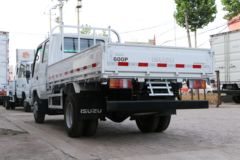 庆铃 五十铃600P 130马力 3.235米双排栏板轻卡(QL1040A5HW)