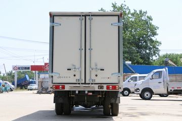 ԽX3 ׼ 1.5L 112 3.2׵ʽС(SC5031XXYAGD5H)ͼƬ