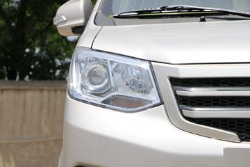 ԽX3 ׼ 1.5L 112 3.2׵ʽС(SC5031XXYAGD5H)ͼƬ