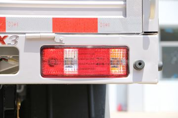 ԽX3 ʰ 1.5L 112 2.55˫С(SC1031AAS5G)ͼƬ