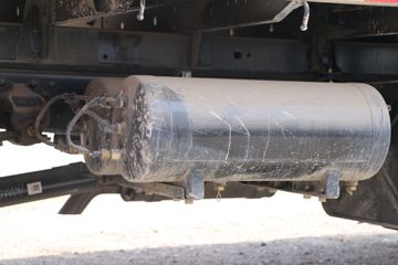 ���� ������ K6-S 115���� 4X2 4.17����ƿ���䳵(EQ5041TQP3BDFACWXP)ͼƬ