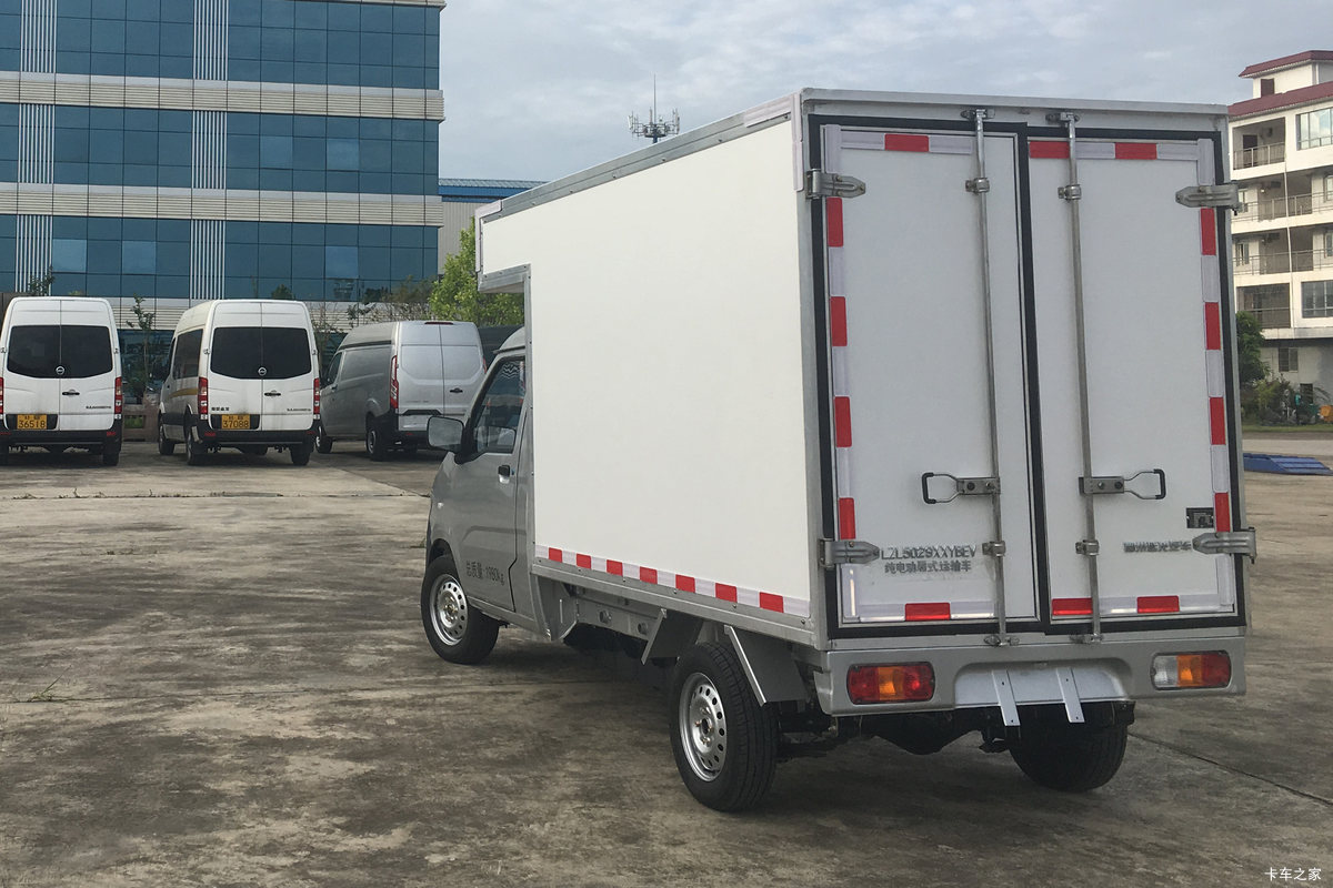 �������� 1.98T 2.4�״��綯��ʽ΢��(LZL5029XXYBEV)34.56kWh���