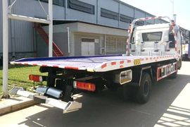 一汽解放底盘&nbsp;清障车外观图片