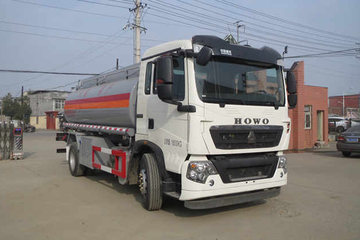 中国重汽 HOWO T5G 210马力 4X2 运油车(醒狮牌)(SLS5181GJYZ5)