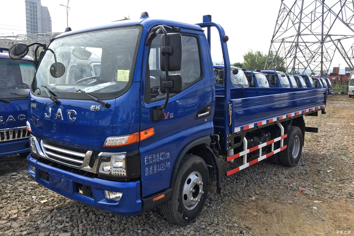 江淮 骏铃V6 130马力 4.18米单排栏板轻卡