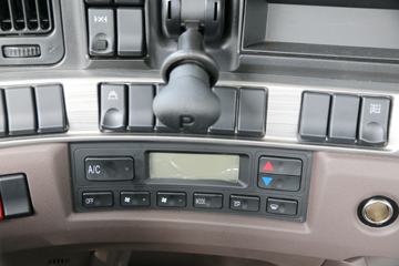 �������� ����H7�ؿ� 2018�� ������ 550���� 6X4ǣ����(LZ4253H7DB)ͼƬ