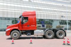 东风柳汽 乘龙T5重卡 430马力 6X4长头牵引车(LZ4250T5DB)