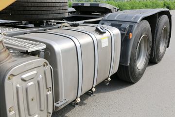 �������� ����H7�ؿ� 2018�� ������ 550���� 6X4ǣ����(LZ4253H7DB)ͼƬ