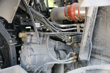 �������� ����H7�ؿ� 2018�� ������ 550���� 6X4ǣ����(LZ4253H7DB)ͼƬ