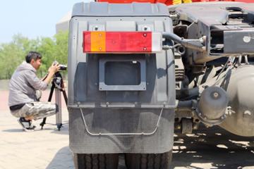 �������� ����T5�ؿ� 430���� 6X4��ͷǣ����(LZ4250T5DB)ͼƬ