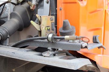 �������� ����T5�ؿ� 430���� 6X4 LNG��ͷǣ����ͼƬ