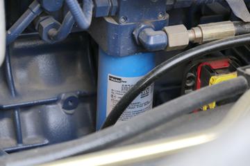 �������� ����T5�ؿ� 430���� 6X4 LNG��ͷǣ����ͼƬ