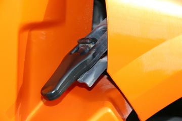 �������� ����T5�ؿ� 430���� 6X4 LNG��ͷǣ����ͼƬ