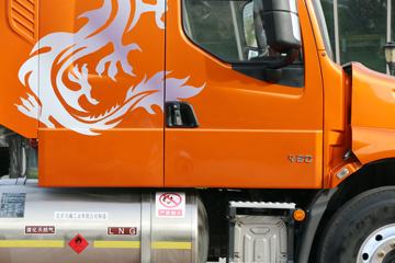 �������� ����T5�ؿ� 430���� 6X4 LNG��ͷǣ����ͼƬ