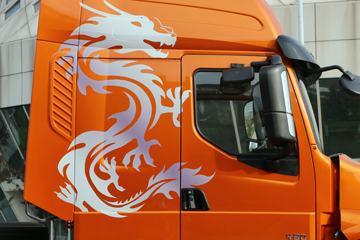 �������� ����T5�ؿ� 430���� 6X4 LNG��ͷǣ����ͼƬ