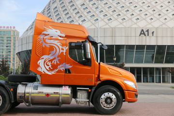 �������� ����T5�ؿ� 430���� 6X4 LNG��ͷǣ����ͼƬ