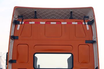 �������� ����T5�ؿ� 430���� 6X4 LNG��ͷǣ����ͼƬ