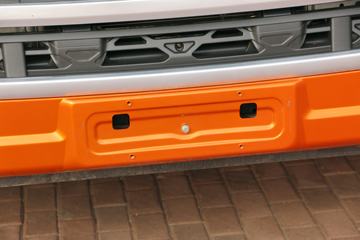 �������� ����T5�ؿ� 430���� 6X4 LNG��ͷǣ����ͼƬ