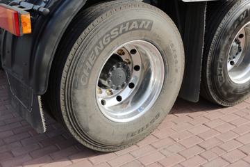 �������� ����T5�ؿ� 430���� 6X4 LNG��ͷǣ����ͼƬ