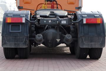 �������� ����T5�ؿ� 430���� 6X4 LNG��ͷǣ����ͼƬ