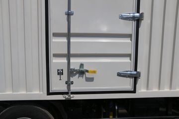 ���� ����M1 110���� 3.98�׵�����ʽ�ῨͼƬ