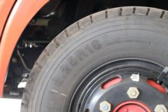 东风 凯普特K7 154马力 5.18米排半栏板轻卡(EQ1120L8BDD)