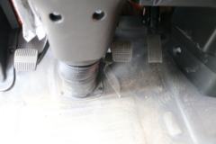 东风 多利卡D9 180马力 4X2 6.8米仓栅式载货车(EQ5161CCYL9BDGAC)
