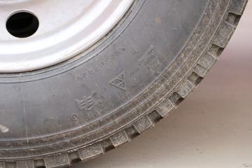 ���� ������D9 180���� 4X2 6.8�ײ�դʽ�ػ���ͼƬ