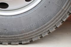 东风 多利卡D9 180马力 4X2 6.8米仓栅式载货车(EQ5161CCYL9BDGAC)