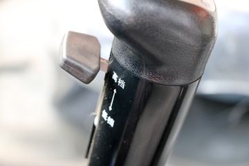 ���� ������D12�п� 190���� 4X2 9.85����ʽ�ػ���(EQ5181XXYL9BDKAC)ͼƬ