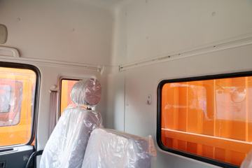 ���� ������D12�п� 190���� 4X2 9.85����ʽ�ػ���(EQ5181XXYL9BDKAC)ͼƬ