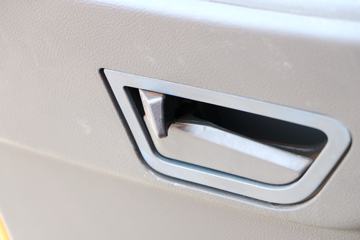 ���� ������D12�п� 190���� 4X2 9.85����ʽ�ػ���(EQ5181XXYL9BDKAC)ͼƬ