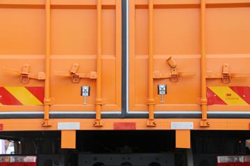 ���� ������D12�п� 190���� 4X2 9.85����ʽ�ػ���(EQ5181XXYL9BDKAC)ͼƬ