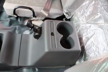 ���� ������D9 180���� 4X2 6.8�������ػ���(EQ1183L9BDG)ͼƬ