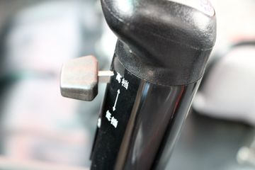 ���� ������D9 180���� 4X2 6.8�������ػ���(EQ1183L9BDG)ͼƬ