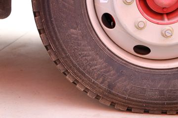 ���� ������D9 180���� 4X2 6.8�������ػ���(EQ1183L9BDG)ͼƬ