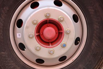 ���� ������D9 180���� 4X2 6.8�������ػ���(EQ1183L9BDG)ͼƬ