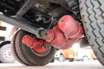 ���� ������D9 180���� 4X2 6.8�������ػ���(EQ1183L9BDG)ͼƬ