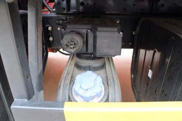 ���� ������D9 180���� 4X2 6.8�������ػ���(EQ1183L9BDG)ͼƬ